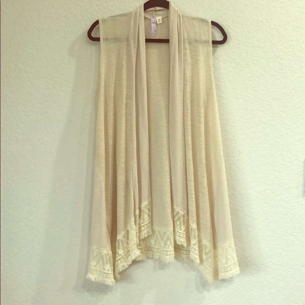 Alya Layering Vest